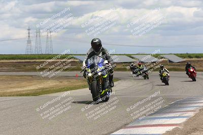 media/Apr-26-2024-TrackDaz (Fri) [[c4b677d280]]/C Group/140pm (Wheelie Bump)/